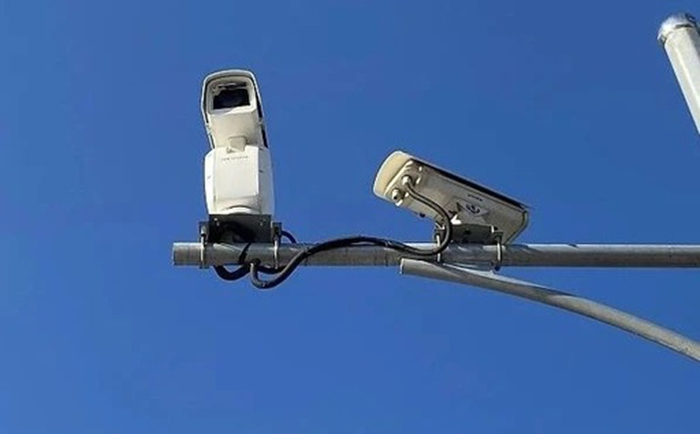 交通监控摄像机